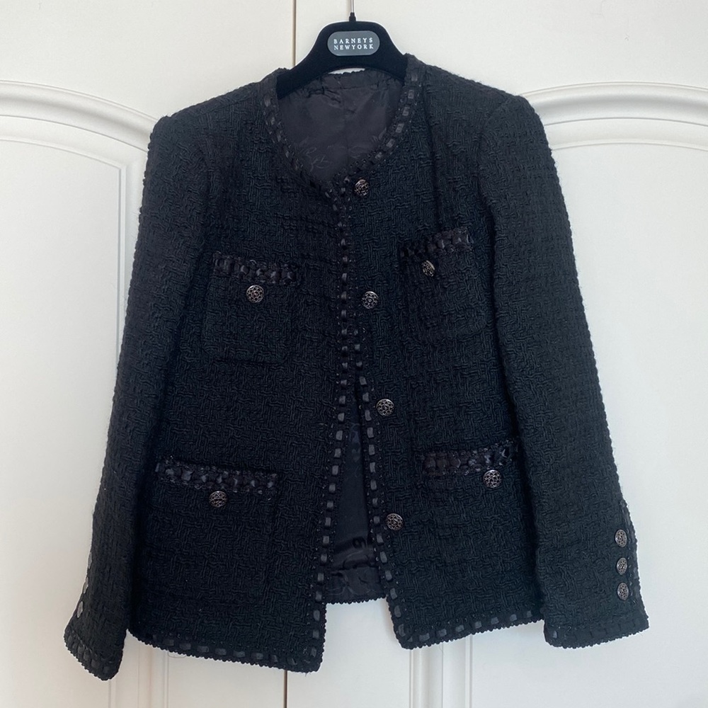 Black tweed blazer with buttons🤍